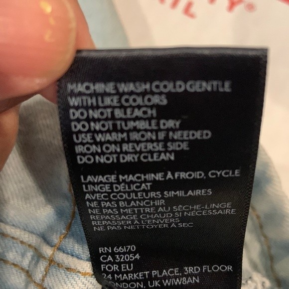 BDG Stone Washed Snap Front Light Denim Jean Pocketed Mini Skirt size XS - Picture 7 of 8